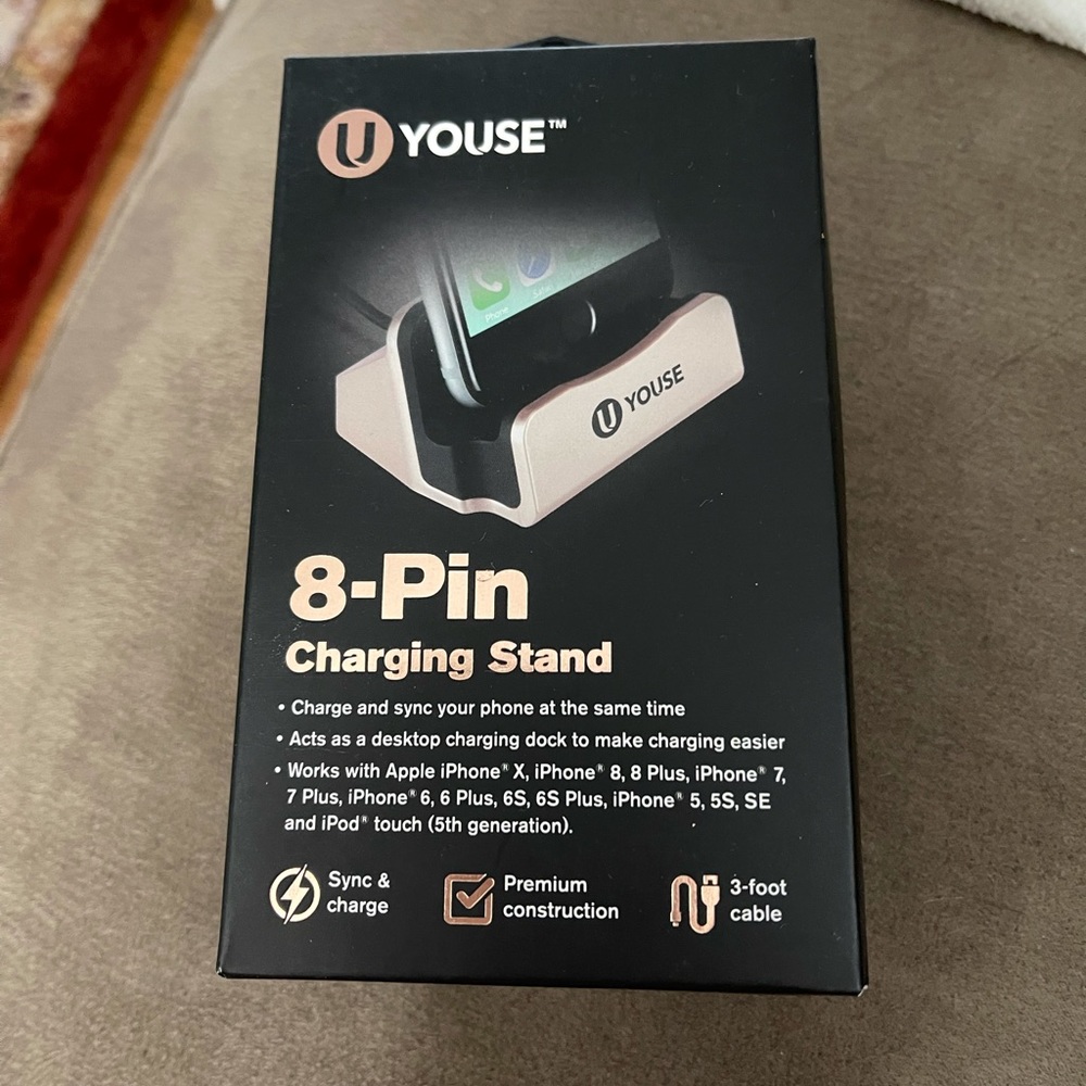 U youse 8-pin charging stand